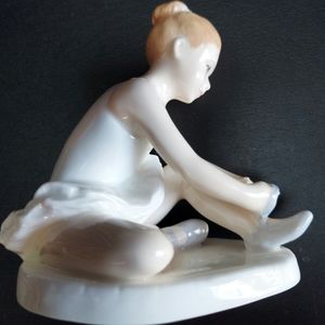 Royal Doulton "Ballet Shoes"